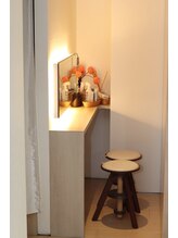 ヨシザワインク レディースシェービング(YOSHIZAWA Inc.)/メイクスペース完備