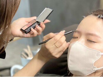 ボニータラッシュアンドブロウ(Bonita.LASH&BROW)の写真/【眉専門店】眉毛/アイブロウ/ブロウアナリストが高度な技術テクニックで眉デザインニング！眉お悩み解消！