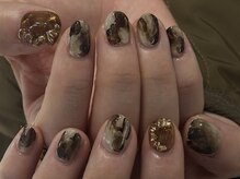 エム ネイル(emu nail)