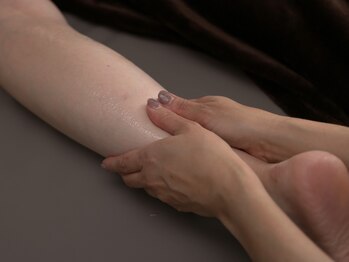 シェノン(Chainon)の写真/女性ホルモンケア専門だからこそしっかりした体感が得られると好評♪冷えやすい女性の身体へ徹底アプローチ