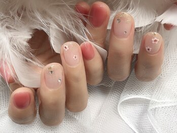 エム 新大久保店(M)/桜ネイル