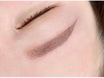 モレプラス(Molek plus)の写真/マスク映えのトレンド眉で魅了UP*<次世代眉毛パ-マ>や<パリジェンヌブロウリフト導入>人気メニューが充実!!