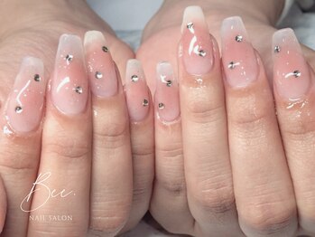 ビー 練馬駅前店(Bee.)の写真/豊富な提案力＆高い技術で、理想の爪先に仕上げる☆ワンカラー～デザインネイルまで種類豊富にご用意♪