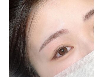 ククナドット(kukuna.)/消えない眉毛