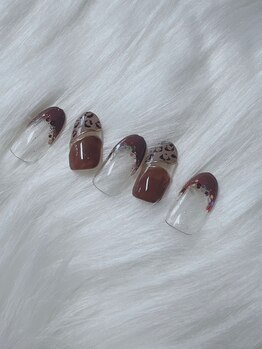 ミテソロ(mi tesoro)/2024年11月定額ネイル 6600