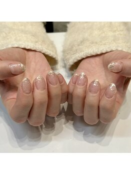 キューセブンネイルラウンジ 与野店(Q7 Nail Lounge)/ラメグラデーション¥3800