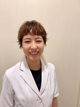 シーズ ラボ 名古屋駅前店 シーズラボ スタッフ3