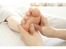 エスティーアンドユー(st&U)/足裏からもアプローチ