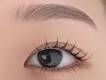 キャンアイラッシュ 大曽根店(CAN EYELASH)の写真/骨格に合わせて似合う眉毛をご提案！黄金比をベースにした美眉で小顔効果◎自眉を整えメイクの時短にも♪