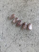 エス(es)/チェックネイル