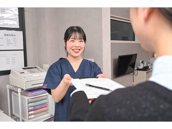 二子玉川駅前整骨院/笑顔で接客致します