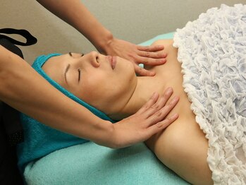 ティアレ(Tiare)/デコルテ