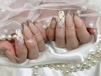 アンジュ(Ange)/【Ayaka】キルティングネイル◎