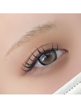 Nail&Eyelash salon Enishiの写真/超軽量エクステで負担を抑えつつ【軽さ×濃さ】を両立◎モチの良さも自慢の盛れまつ毛◎