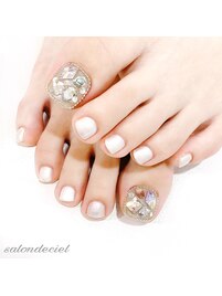 キラキラ紅網フットネイル