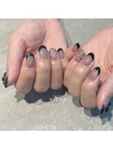リッシュ(RICHE)/ブラックガーリーネイル