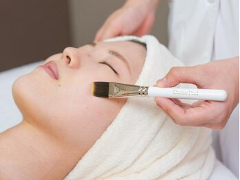 エアリアル 筑紫野店の写真/韓国肌管理線専門店のピーリングで、肌本来の力を呼び覚ます！内側から輝く驚くほどの艶肌へ