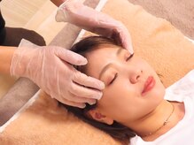 リックス整体の雰囲気(ドライヘッドスパ、骨盤調整、お顔、腸もみ、足ツボもあり)