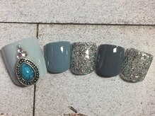 ネイルサロン リリオ(Nail Salon Ririo)/グレーカラーフットネイル