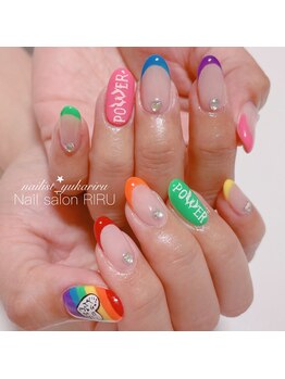 リル(RIRU)/キャラクター/ロゴ/痛ネイル