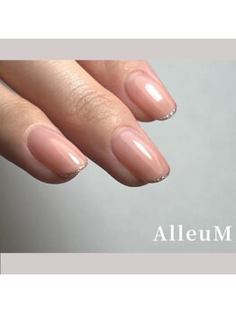 アリューム 北山/シンプルネイルにラメをプラス