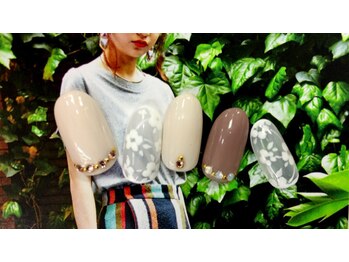 クリスタルネイル ボンベルタ橘店(CRYSTAL NAIL)/フラワーネイル