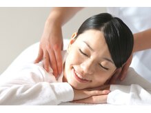 ボディファクトリー モザイクモール港北(BodyFactory)/女性スタッフがお出迎え♪