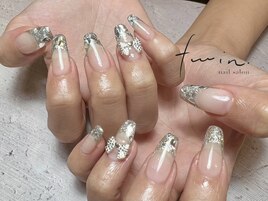 キラキラフレンチネイル＊