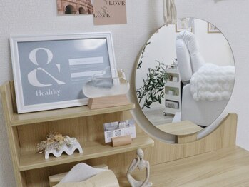 モルン(moln)/[まつげパーマ/マツエク/眉毛]