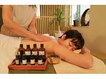 tea tree aroma & holistic アロマ・タイ古式・モリンガ蒸し【12/20 OPEN(予定)】/