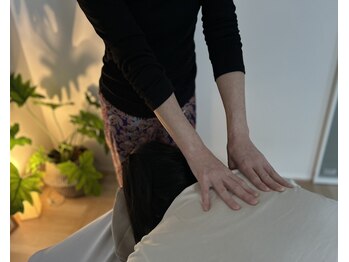 まどろみ タイ古式 よもぎ蒸し