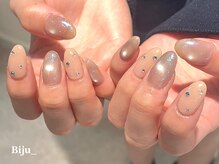 ビジュアンダー(Biju_)/マグネット×ストーンネイル