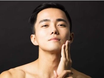 メンズ ビューティラウンジ(Beauty Lounge)の写真/毛穴洗浄★毛穴の黒ずみ、ニキビケアに♪ハイドロフィシャル＋BBL♪男性の肌悩みを解消し憧れの韓国肌に◎