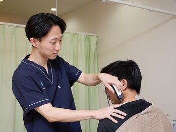 リーフ整骨院 元住吉院/ハイボルト施術