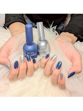 リッカヴァラ(Lycka VALLA)/ネイビー&シルバー/冬キラネイル