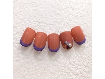 プチネイル安气子 日比谷シャンテ店/