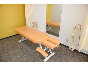 飯能ひだまり整骨院/リラックスできる施術スペース