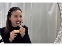 ホワイトニングショップ北四番丁店【4月中旬 NEW OPEN（予定）】/【施術の流れ５】ジェルを塗る