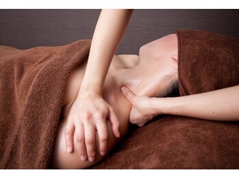 ビューティーサロン カーリー(BeautySalon KARLY)/リンパトレナージュ