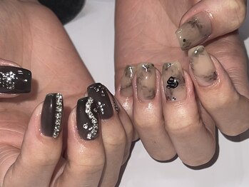 ハチイチイチサン(8113)/アシメ モヤモヤ キラキラ