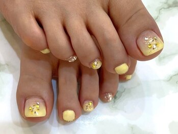 ネイルサロン ローズキュート シュシュ(NailSalon RoseCute chou chou)の写真/【フット★ワンカラー¥8800】豊富なデザインご用意！足元のオシャレも抜かりなく*ハンドが出来ない方にも◎