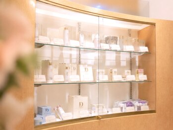 リラクサロン ジュノ 名古屋栄店 【肩こり/ヘッドスパ/リンパマッサージ/足つぼ】の写真/【栄駅1分/ヘッドスパ3300円から】足つぼも3300円★お仕事帰りにサクッと疲れ解消!