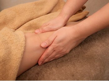 彩喜香/アロマリンパトリートメント施術