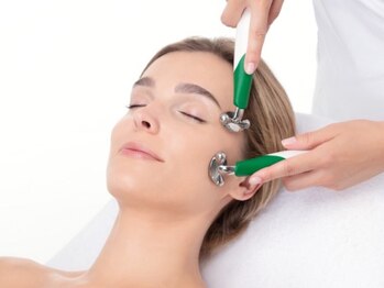 ラピュルテ 池袋店(La purete)の写真/【速効性の高い小顔メニューを多数ご用意】お一人おひとりのお悩みに合わせた施術で最短で理想の小顔へ♪