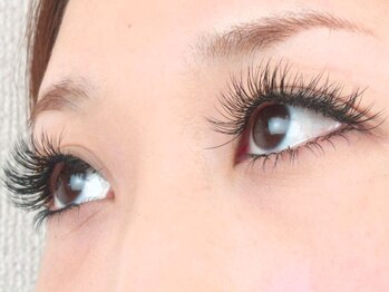 ラシュシュ(La Chou Chou)の写真/華やかな印象のお顔に*【最高級セーブル上つけ放題¥4880】時間内本数無制限★他店オフ無料も嬉しいポイント