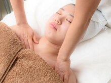 メナードフェイシャルサロン リーフ/デコルテマッサージ