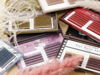 ファウラ(faura:)/業界最高品質フラットラッシュ