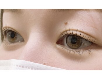 アイラッシュサロン エーアンドエー(eyelash salon A&A)の写真/駅直結でリピーターの絶えない人気サロン！種類豊富なまつ毛パーマで、ビューラー要らずのモテかわEye★