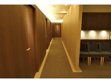 エステティック レイビス 銀座店(RAYVIS)/広々とした店内