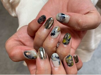 カーティシーネイルズ(curtisii NAILS)/